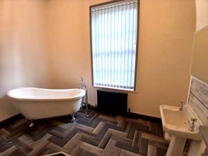 Photo 18- click for photo gallery